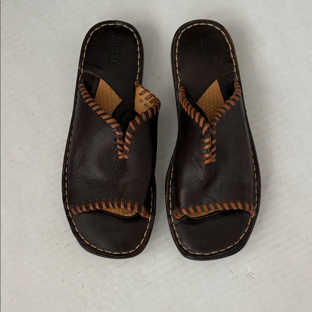 Born Brown Leather Sandals with Tan Stitching
